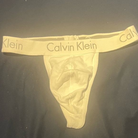 Calvin klein thong large - Picture 1 of 1